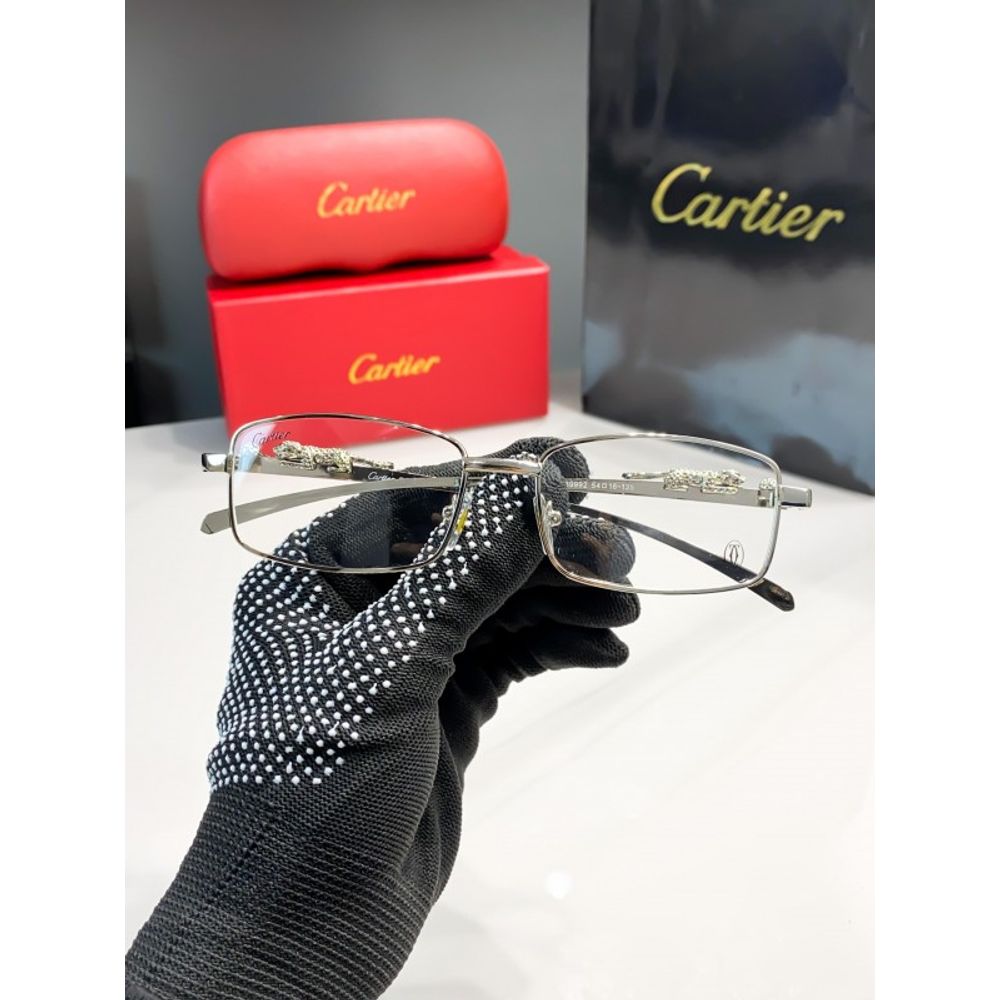 Cartie_Silver_frame_215