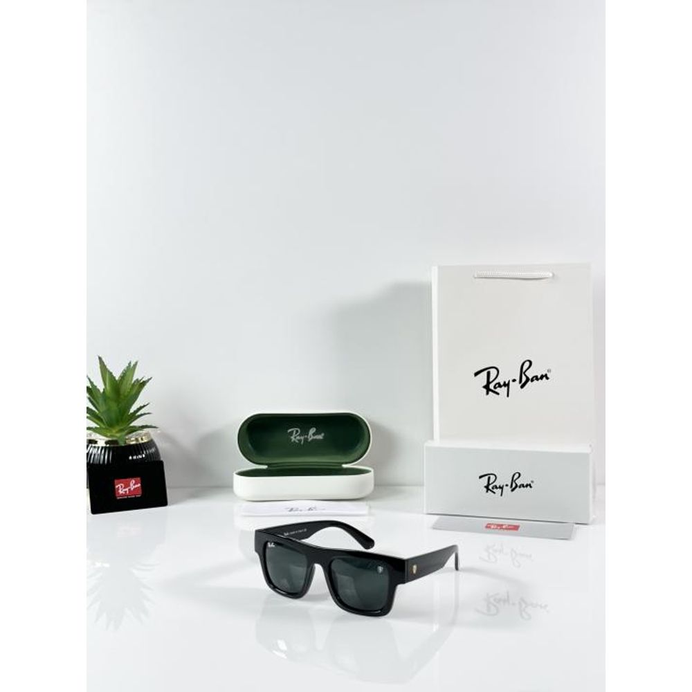 RB 4415 Shine Black GLASS