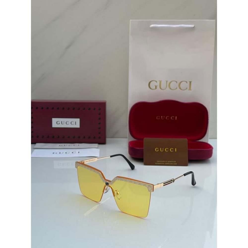 GUCHI SUNGLASS D-557