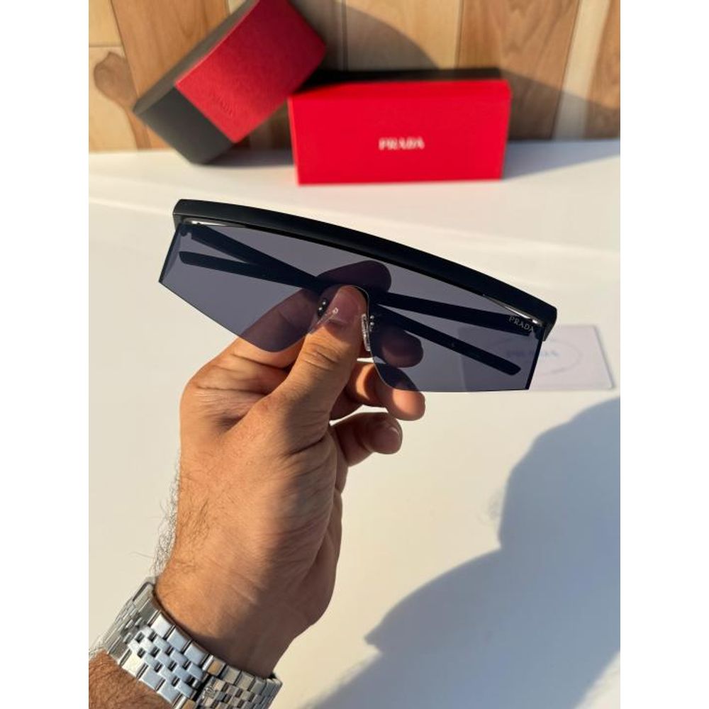 Prad 217 black