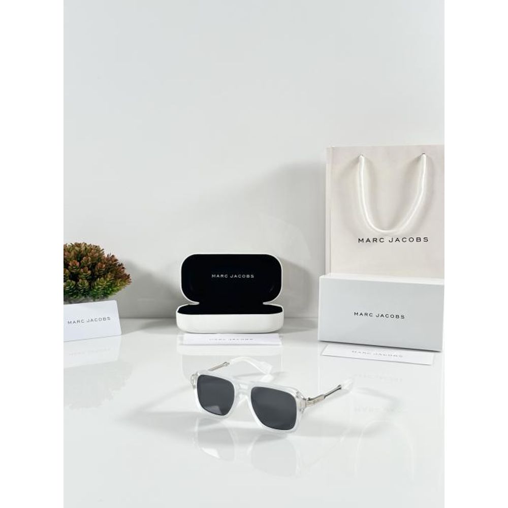 Marc Jacobs 1137 Ice Black