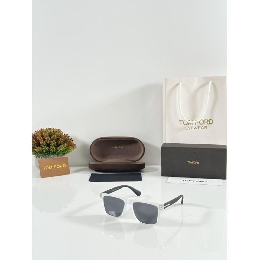 Tom forr 0553 Ice Black
