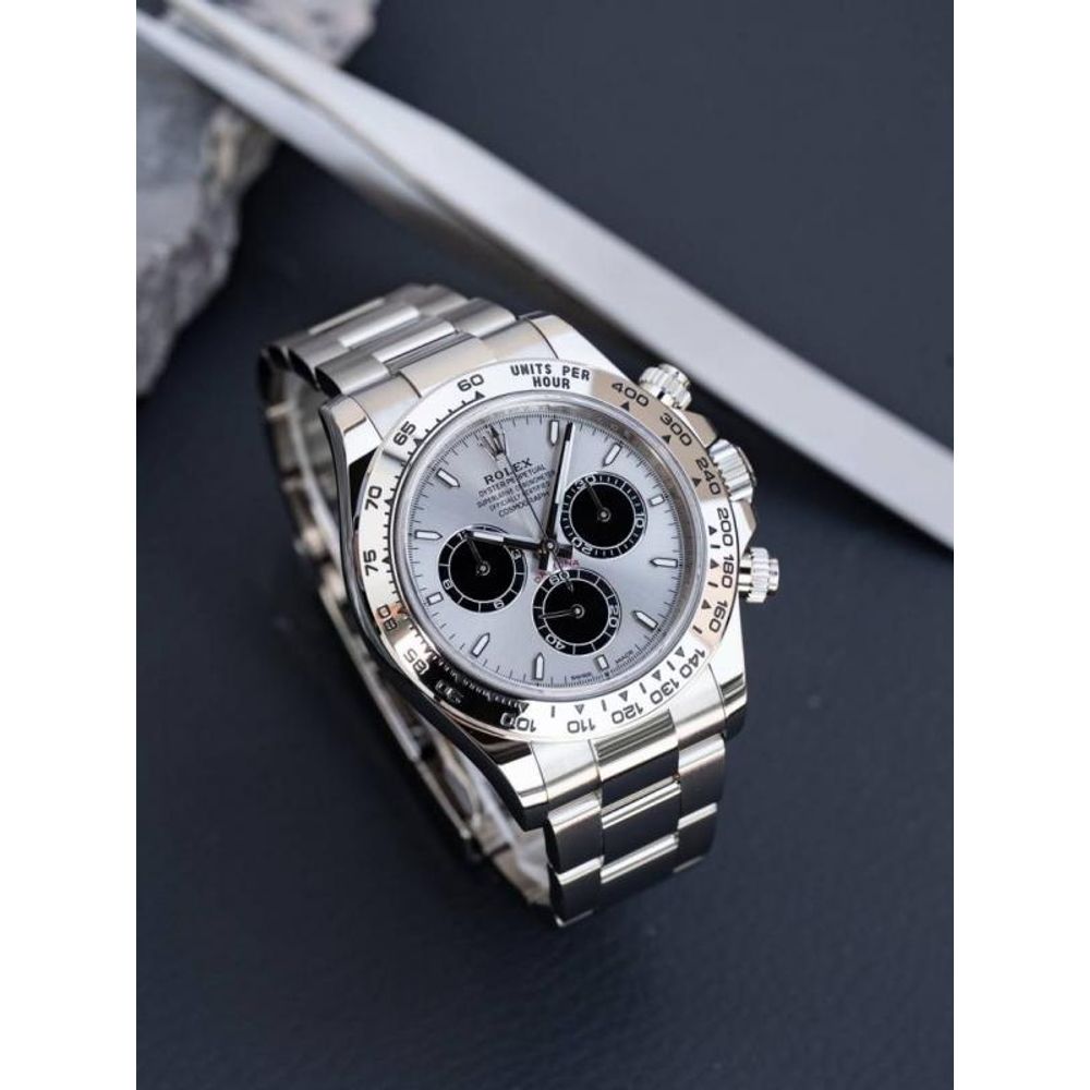 Rollex Daytona Oyster Perpetual Silver Grey Black Dial