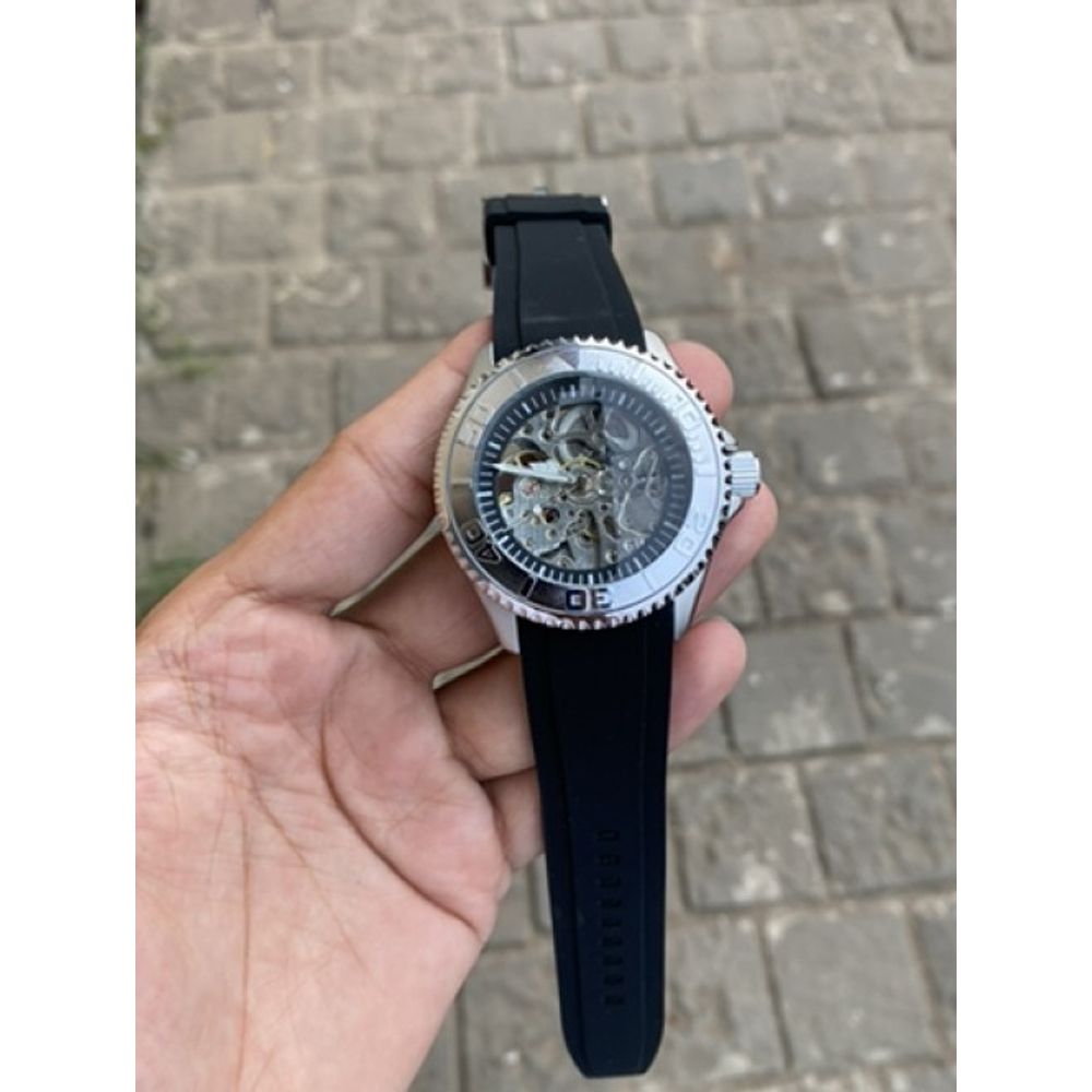 Seiko 5 Skelton black silver