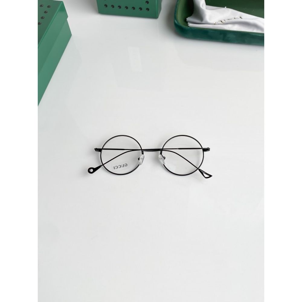 Gucc_Ayesha_frame_4010