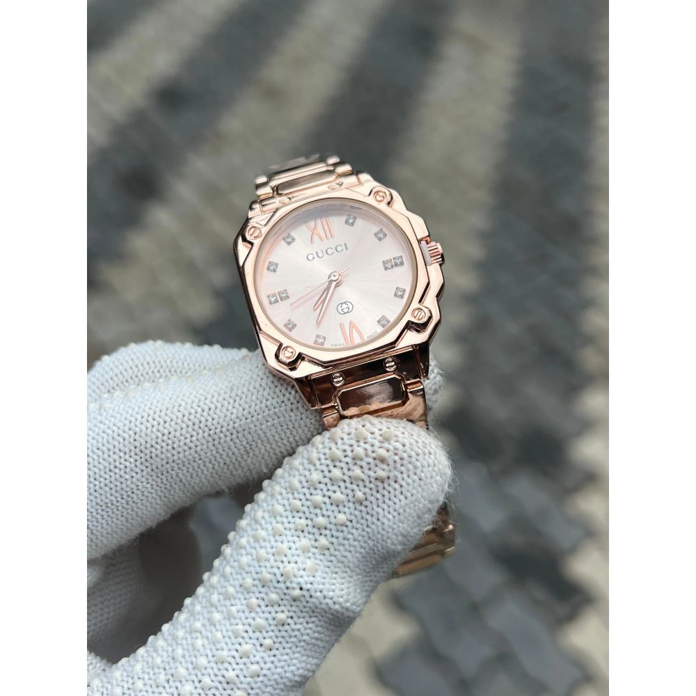 Gucc i Ladies Diamond watch