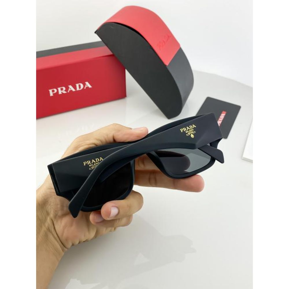 Prad_black_10-97