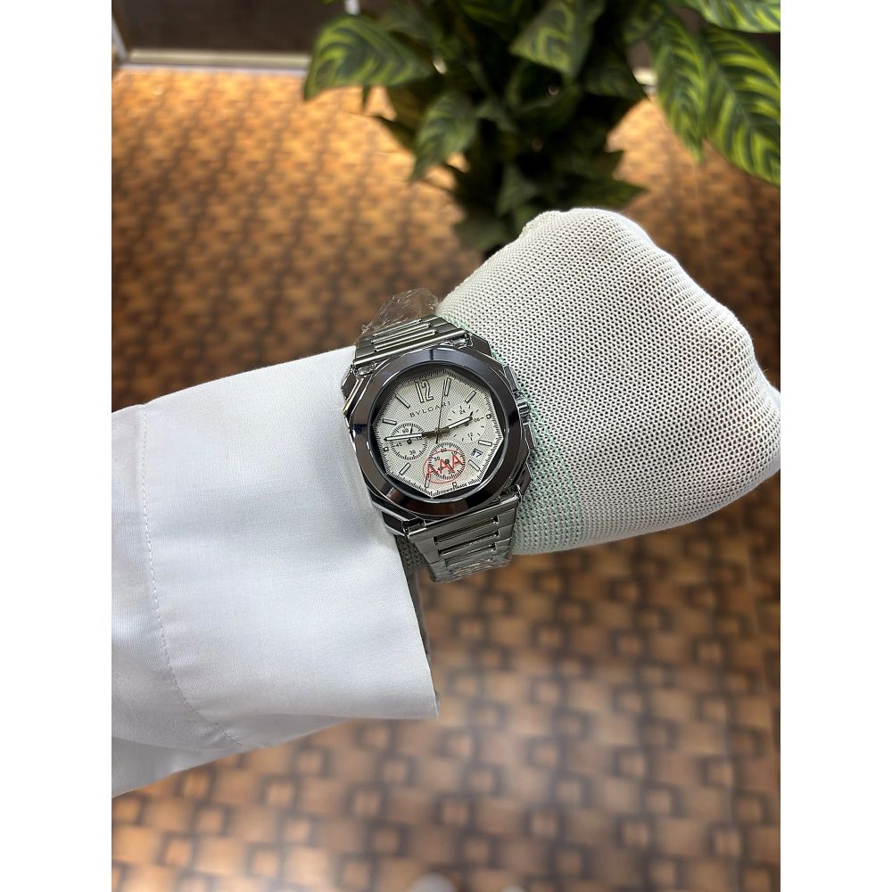 Bvlgari Octo Finissimo chronograph silver-white