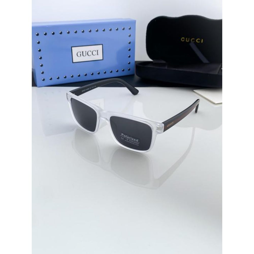 Gucc_white_black_83123-97