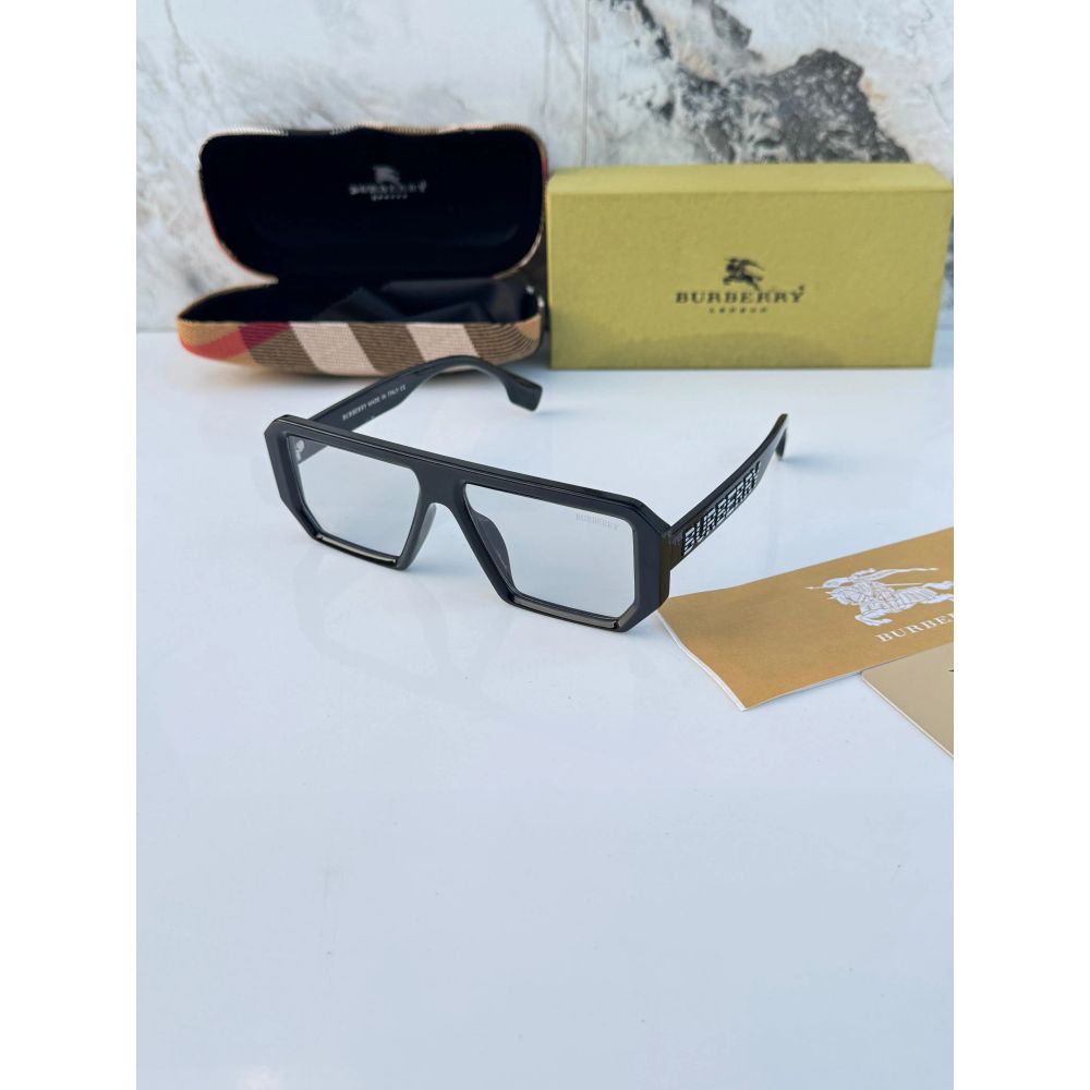 Burberry_4366_black_plano