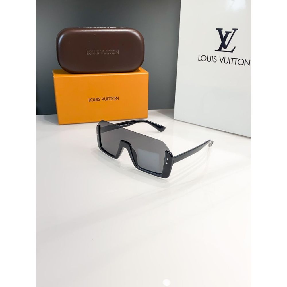 Loius Vutton_Black_ 3001