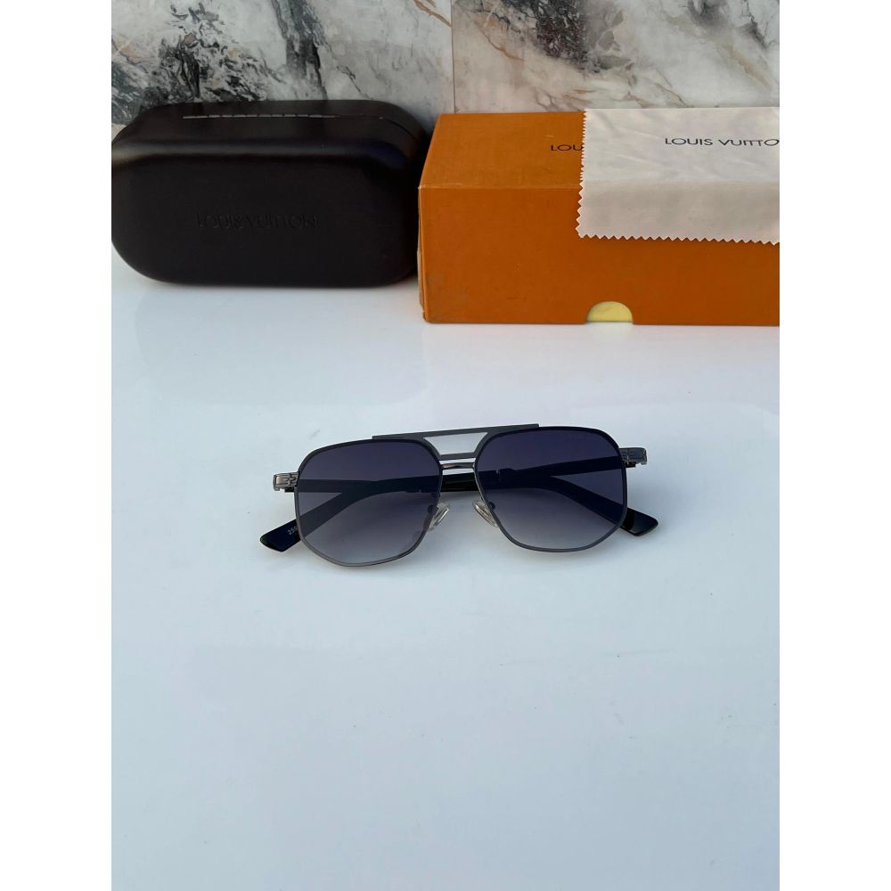 Louis_vuitton_2593_green_shaded