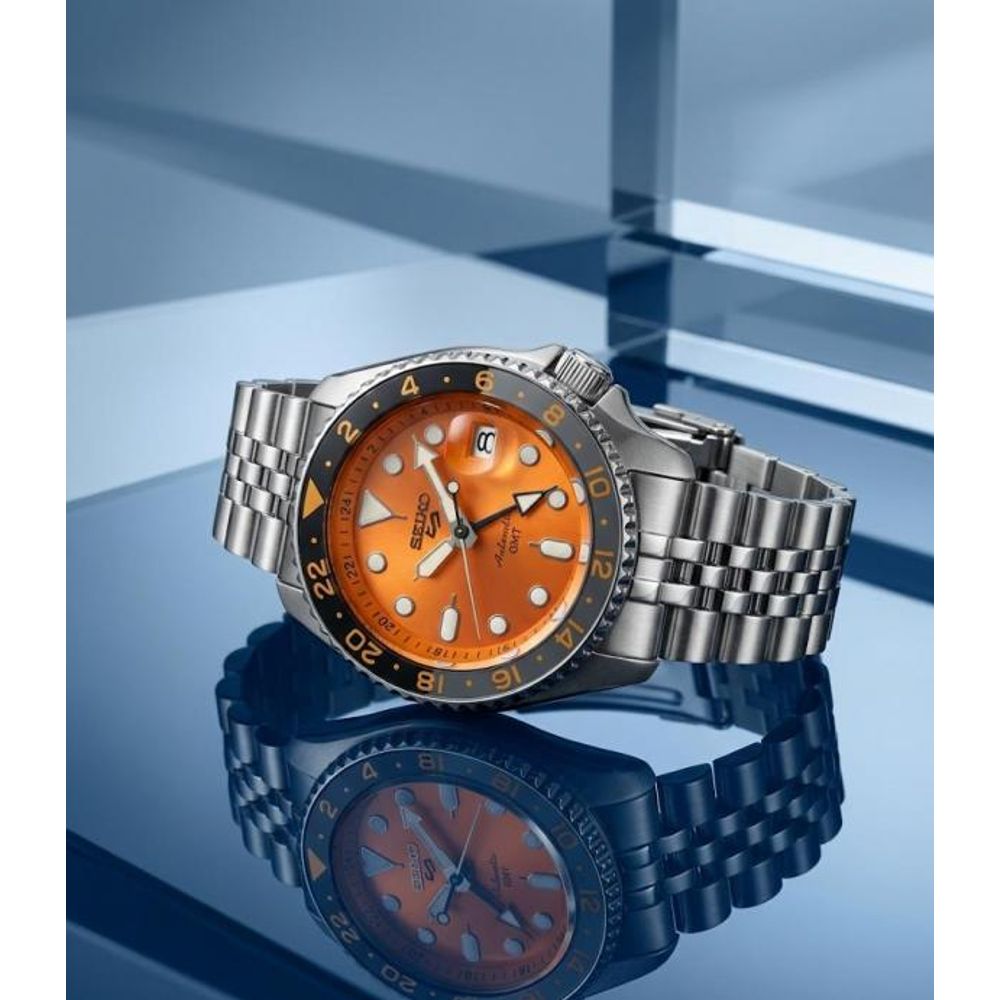 Seiko 5 Sports GMT