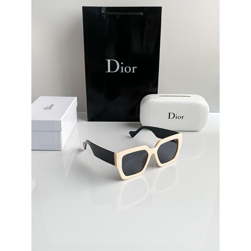 Diior_6037