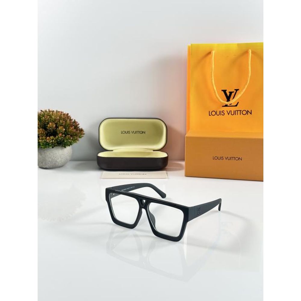 LV 1502 Black Frame