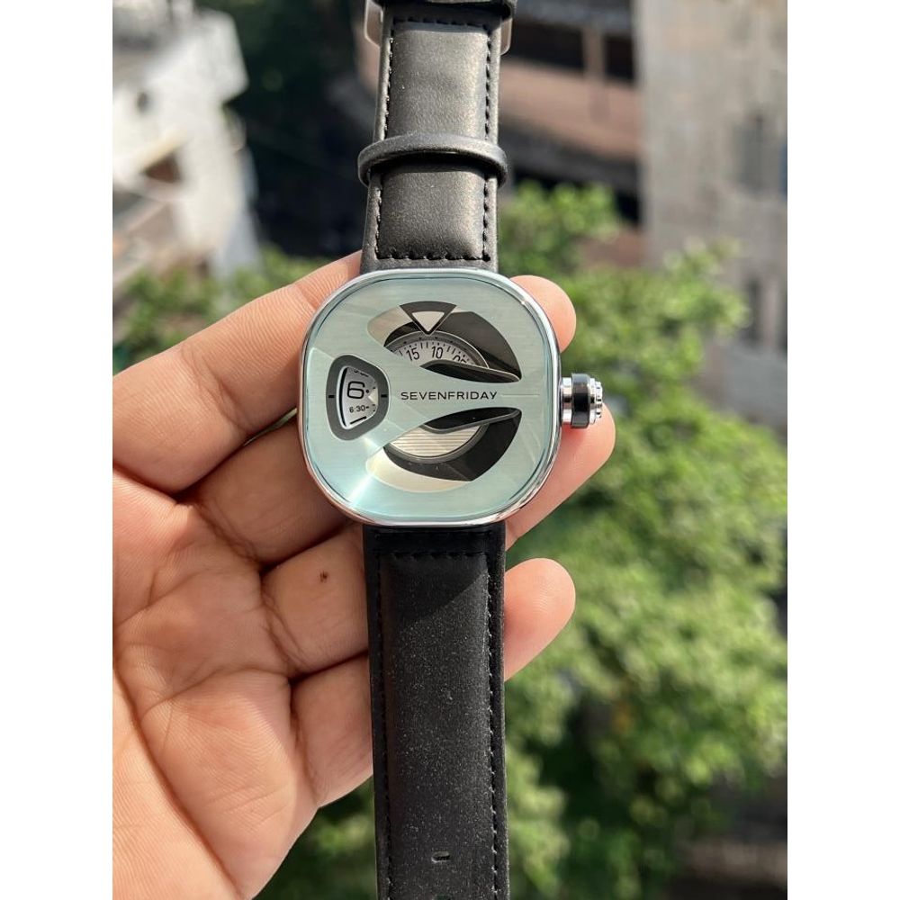 SEVEN FRIDAY PREMIUM WATCH