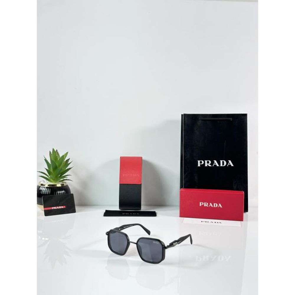 Pradda 792 Black