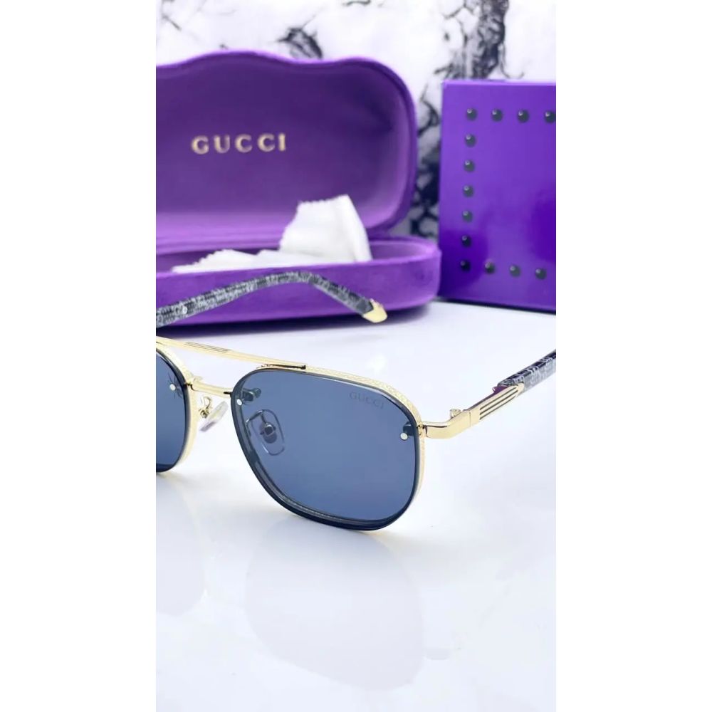 Gucci 213 gold black