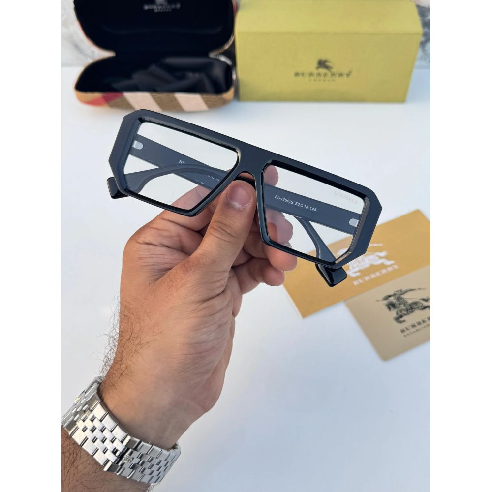 Burberry_4366_black_plano