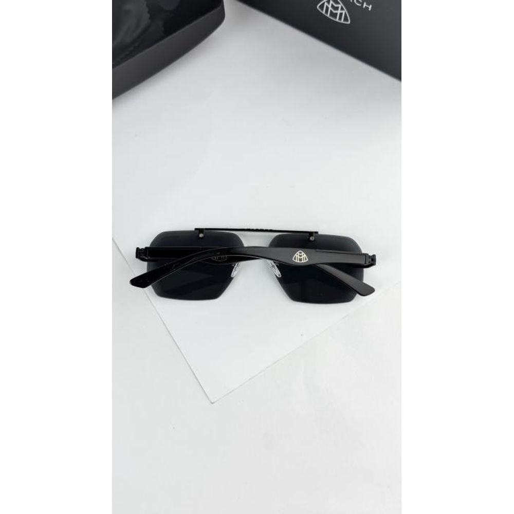 Maybach black 1023 97