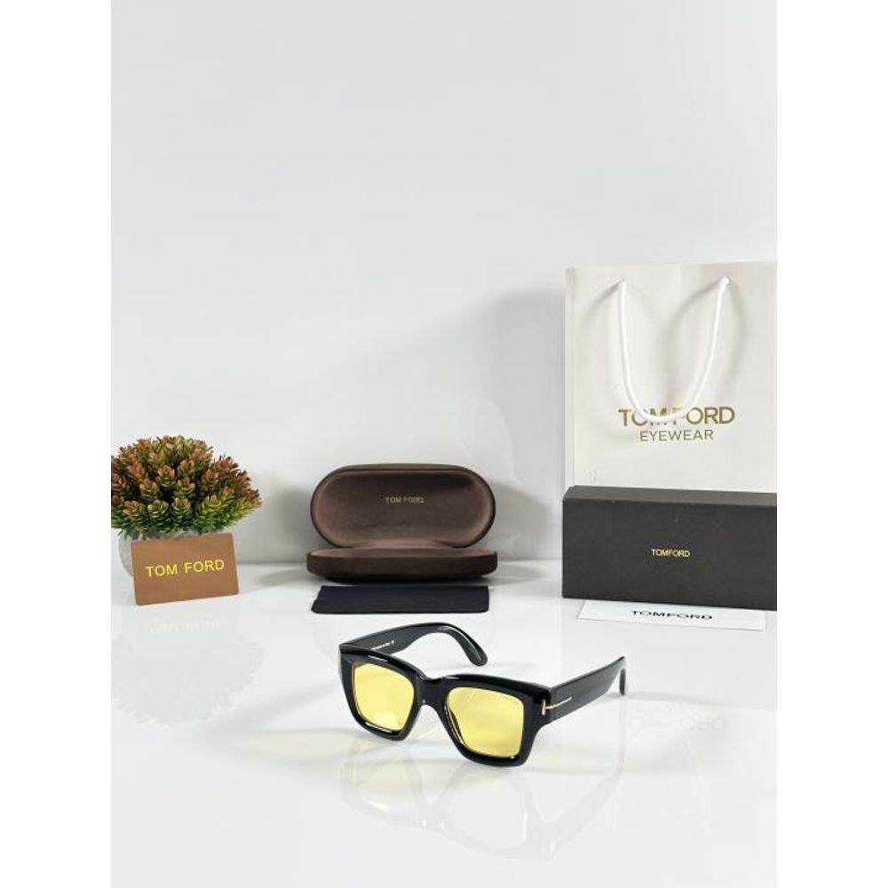 Tomfor 184 Black Yellow