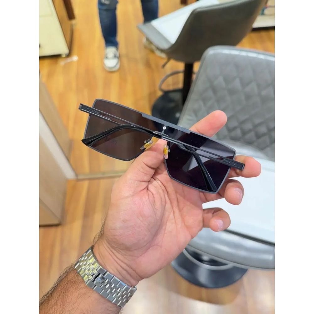 Prada_24029_full_black