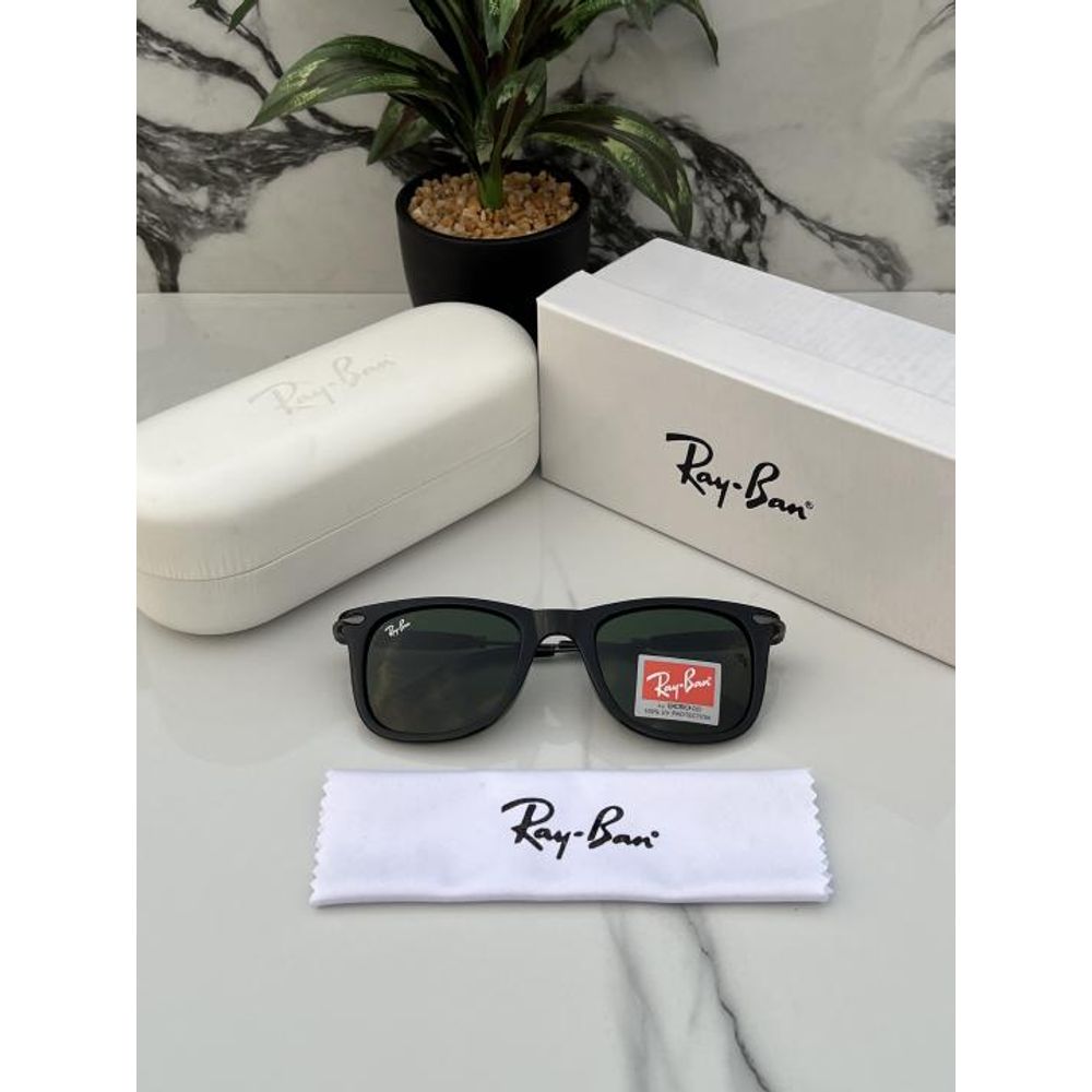 Rey ban Sunglas D-222