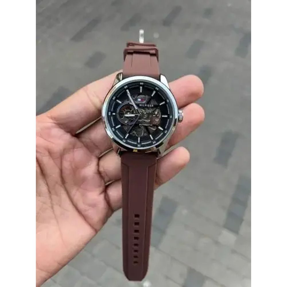 Tomm y Hilfiger Automatic Silicone