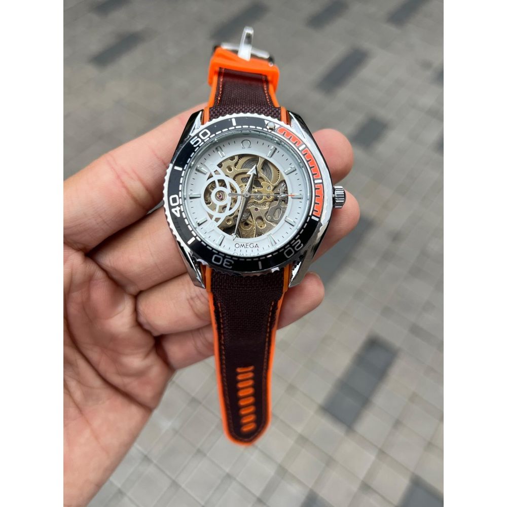 Omeg a Speedmaster Automatic Brown