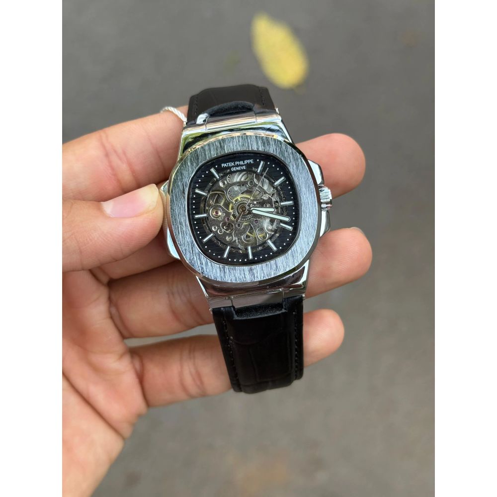 Pate k Phillipe Nautilus Leather Automatic