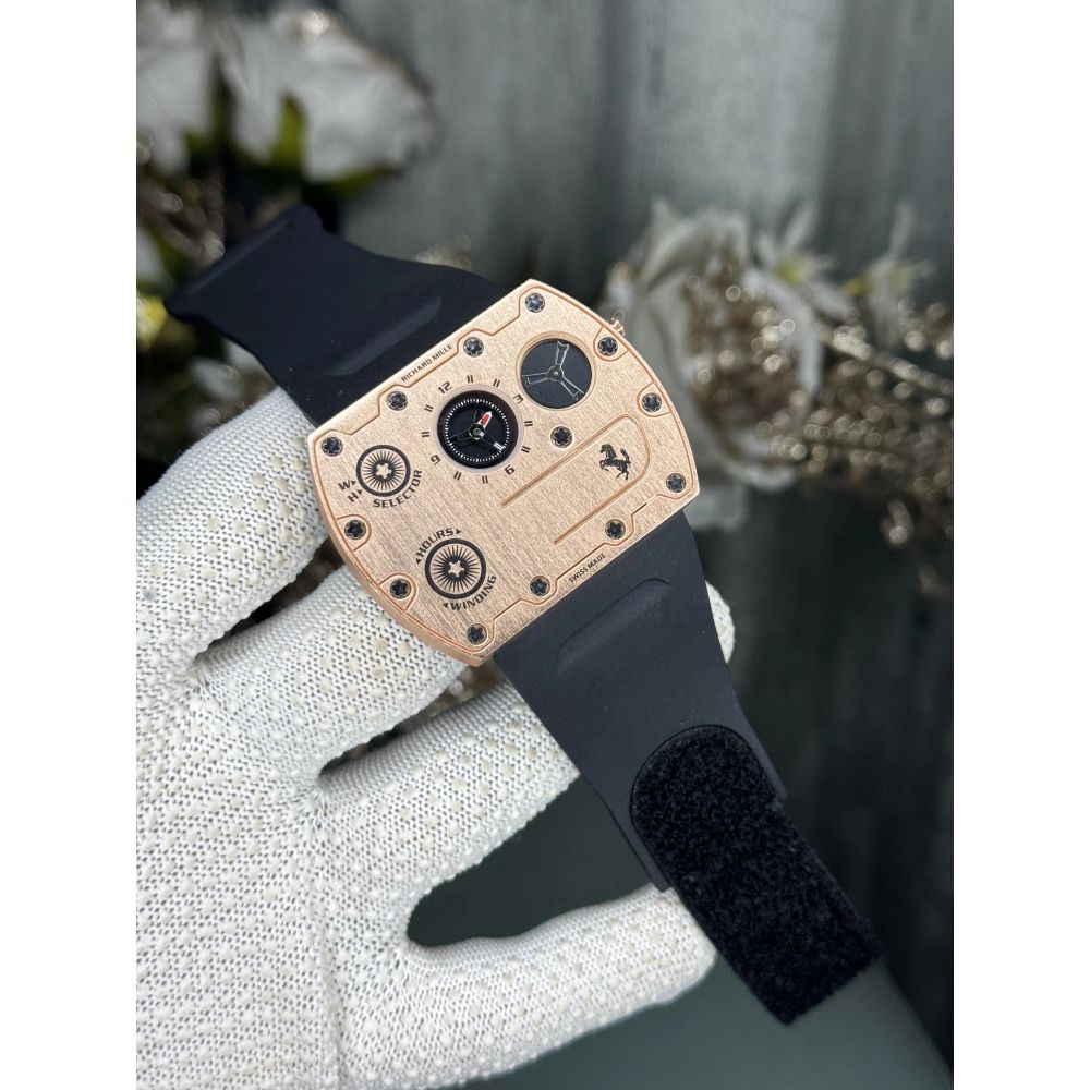 Richard Mill e Ferrar i Copper Black Premium Watch