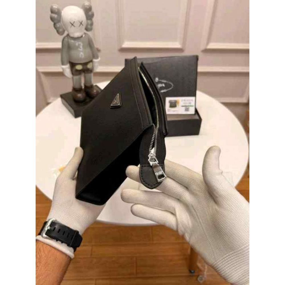 Pradda_saffiano_unisex_messenger_pouch_with_ogbox_etc_