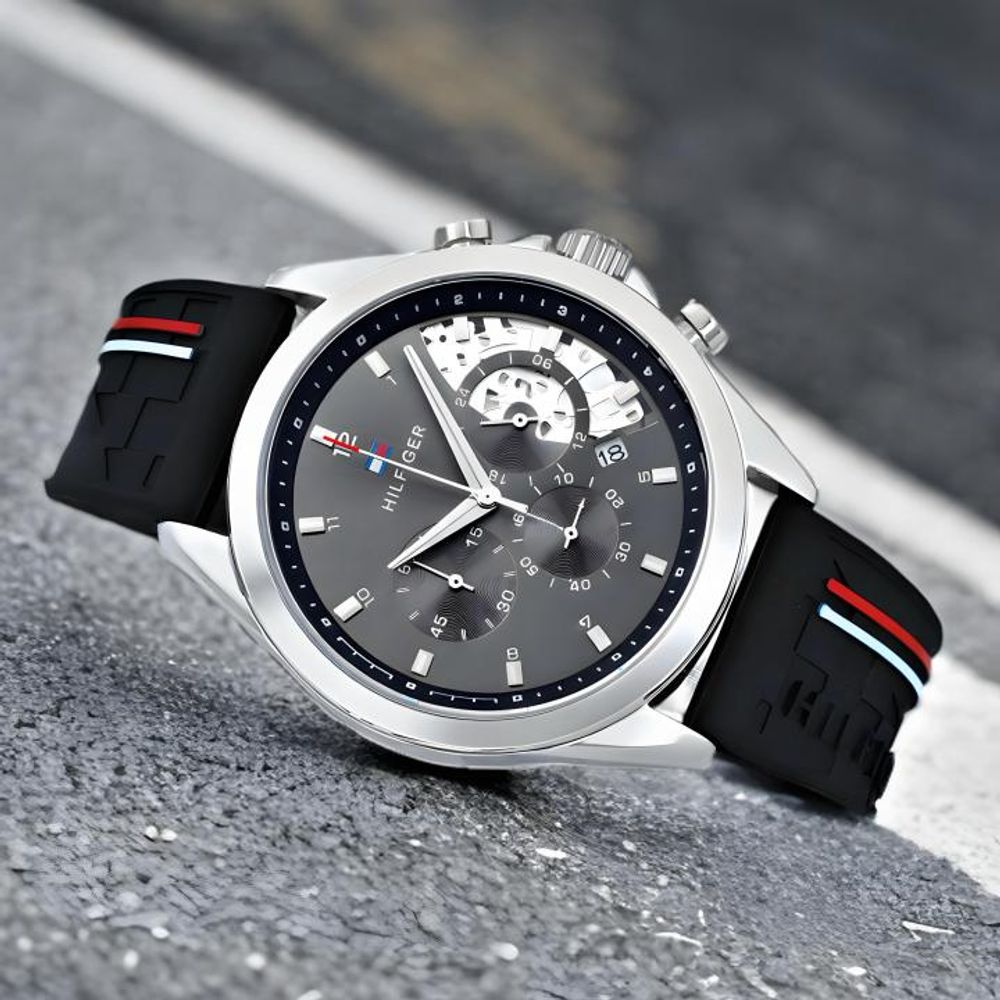 Tommm_y Hilfiger Baker