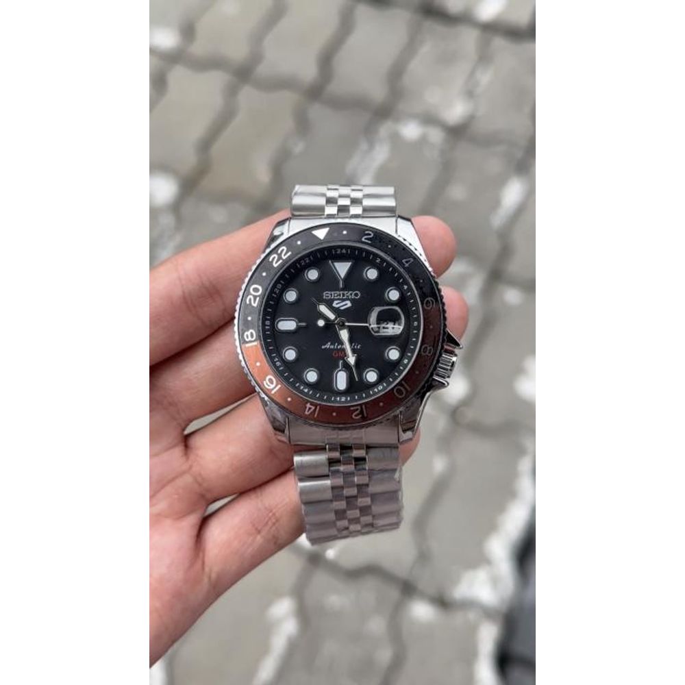 Seiko GMT Sport Back Open