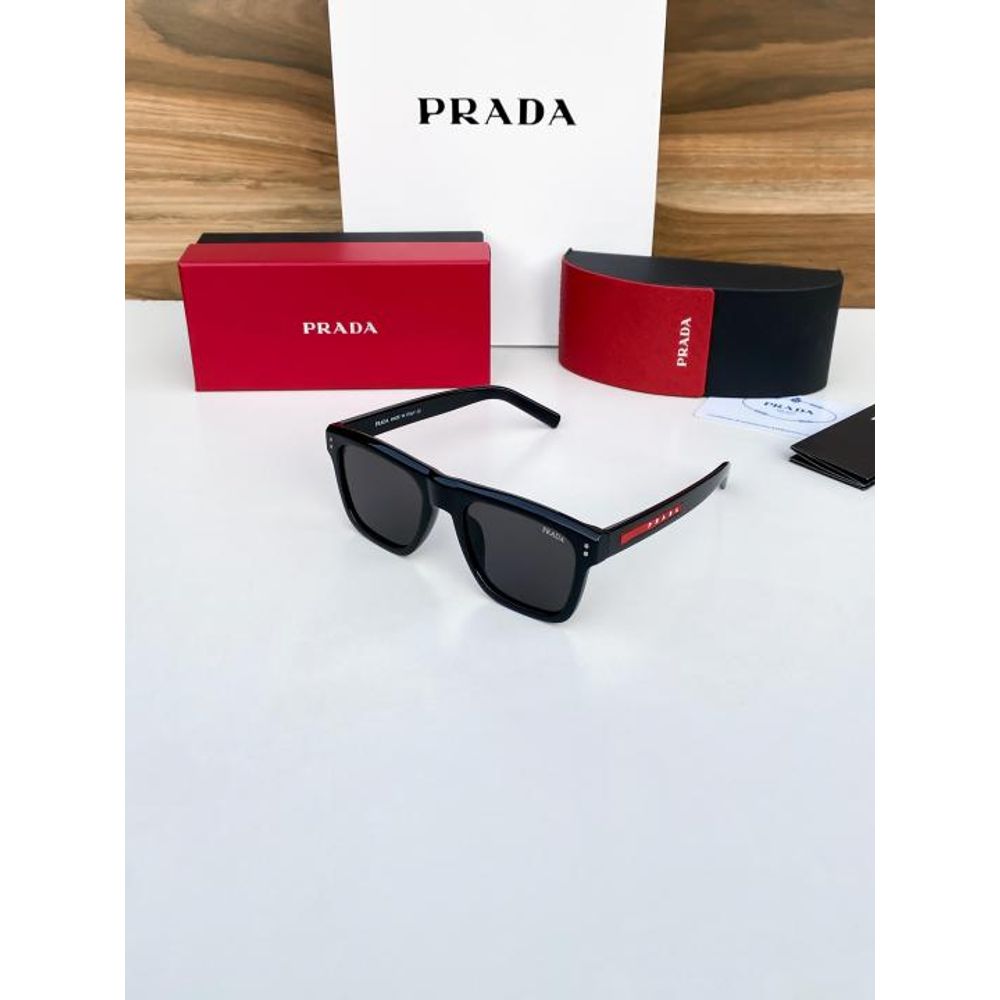 prad_black_3835