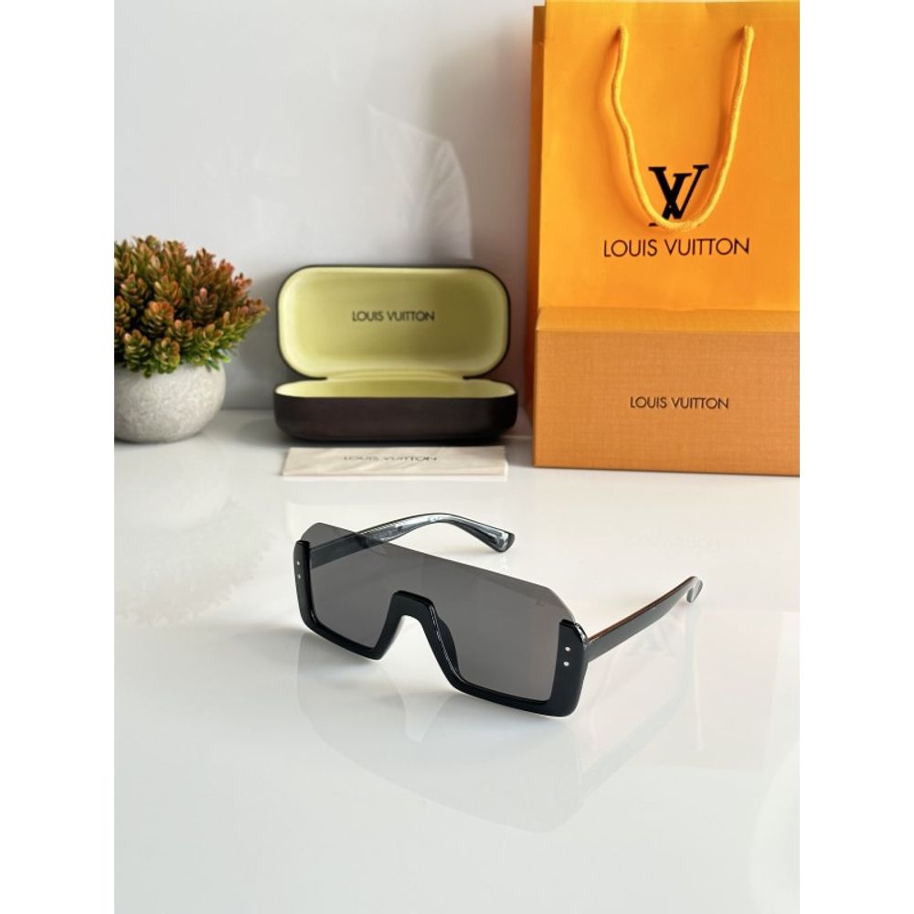 Loius Vutton_8541_Black