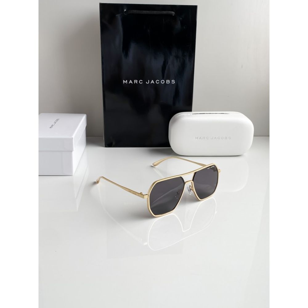 Marc Jacobs gold black 5022