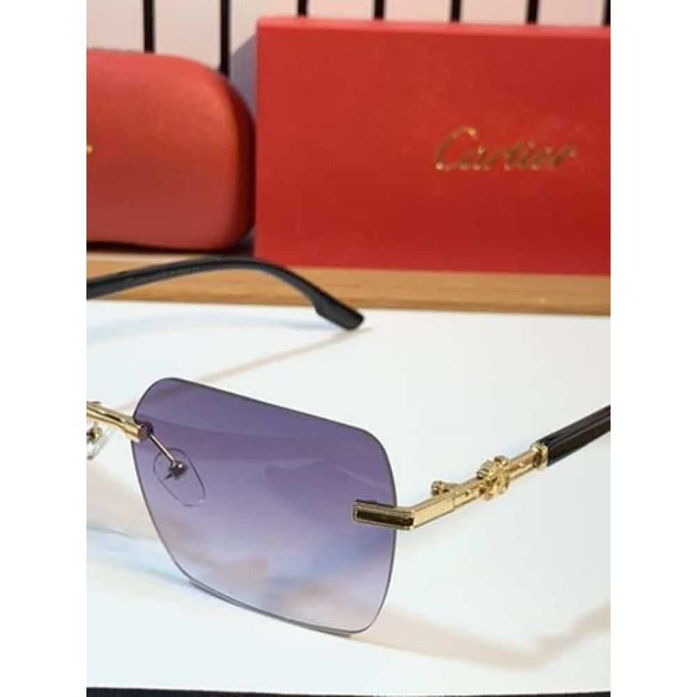 c4r·tIeR_8821 gold black shaded