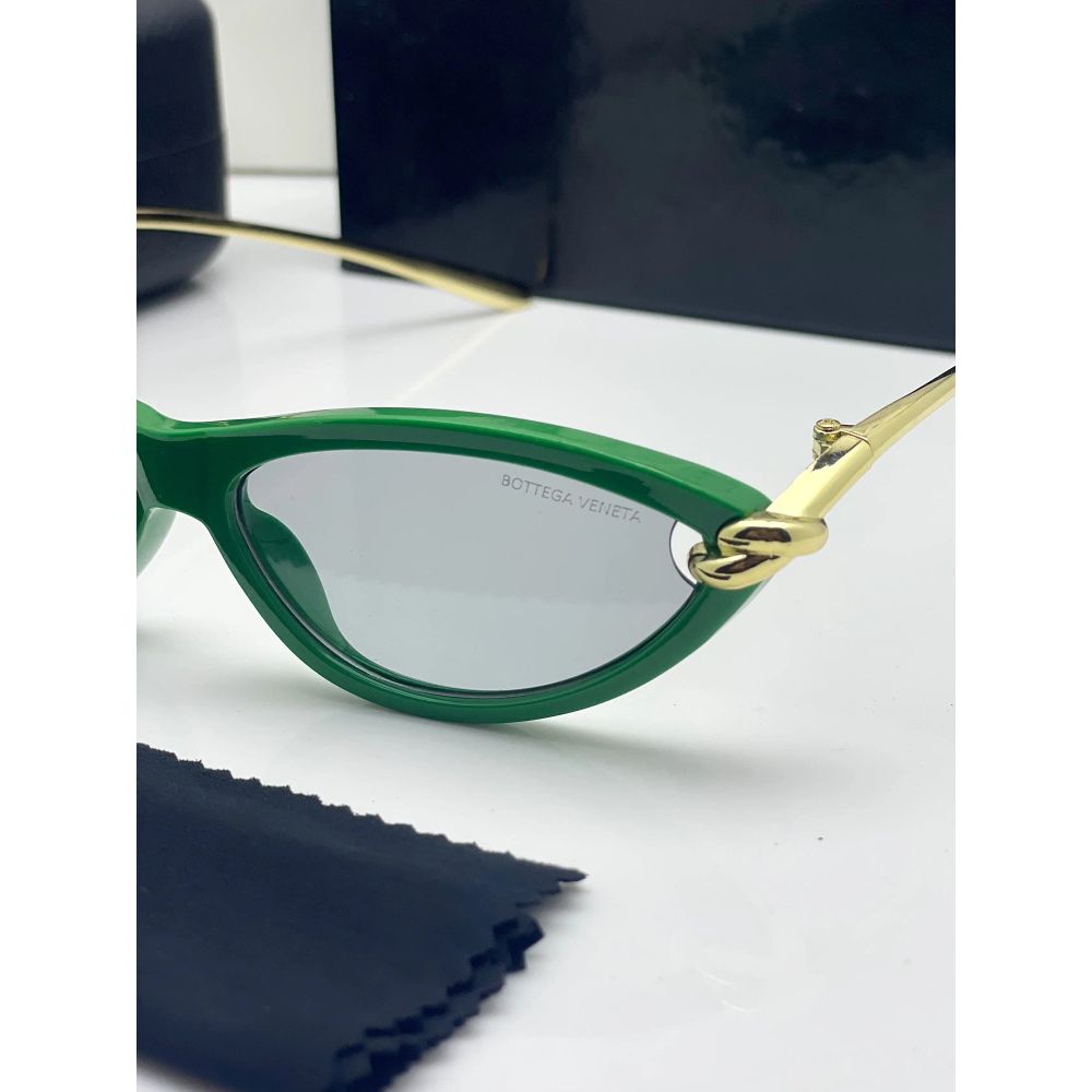 Bottega Veneta 305 Gold Green