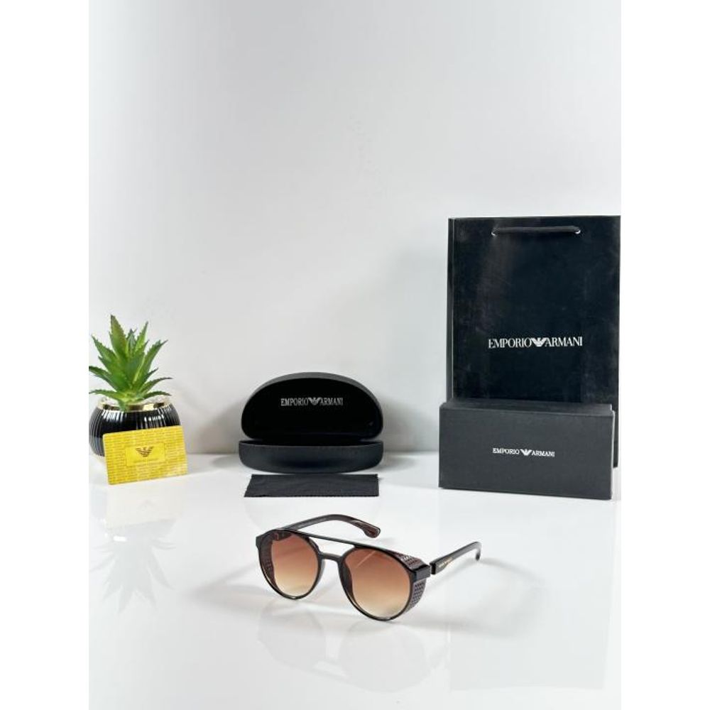 Emporio Arrwa%! 7373 Brown
