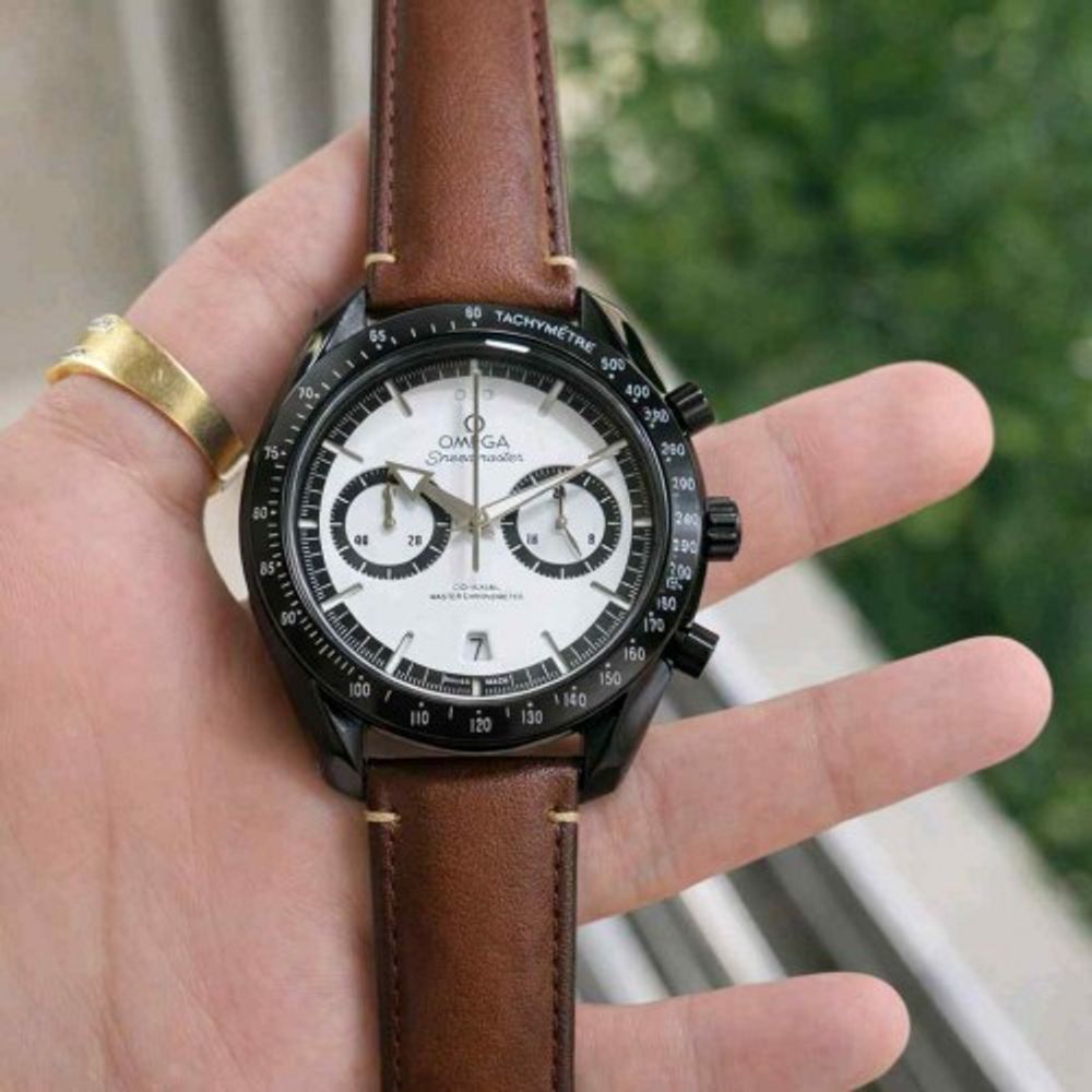 OMEGHA_ Speedmaster Brown F240