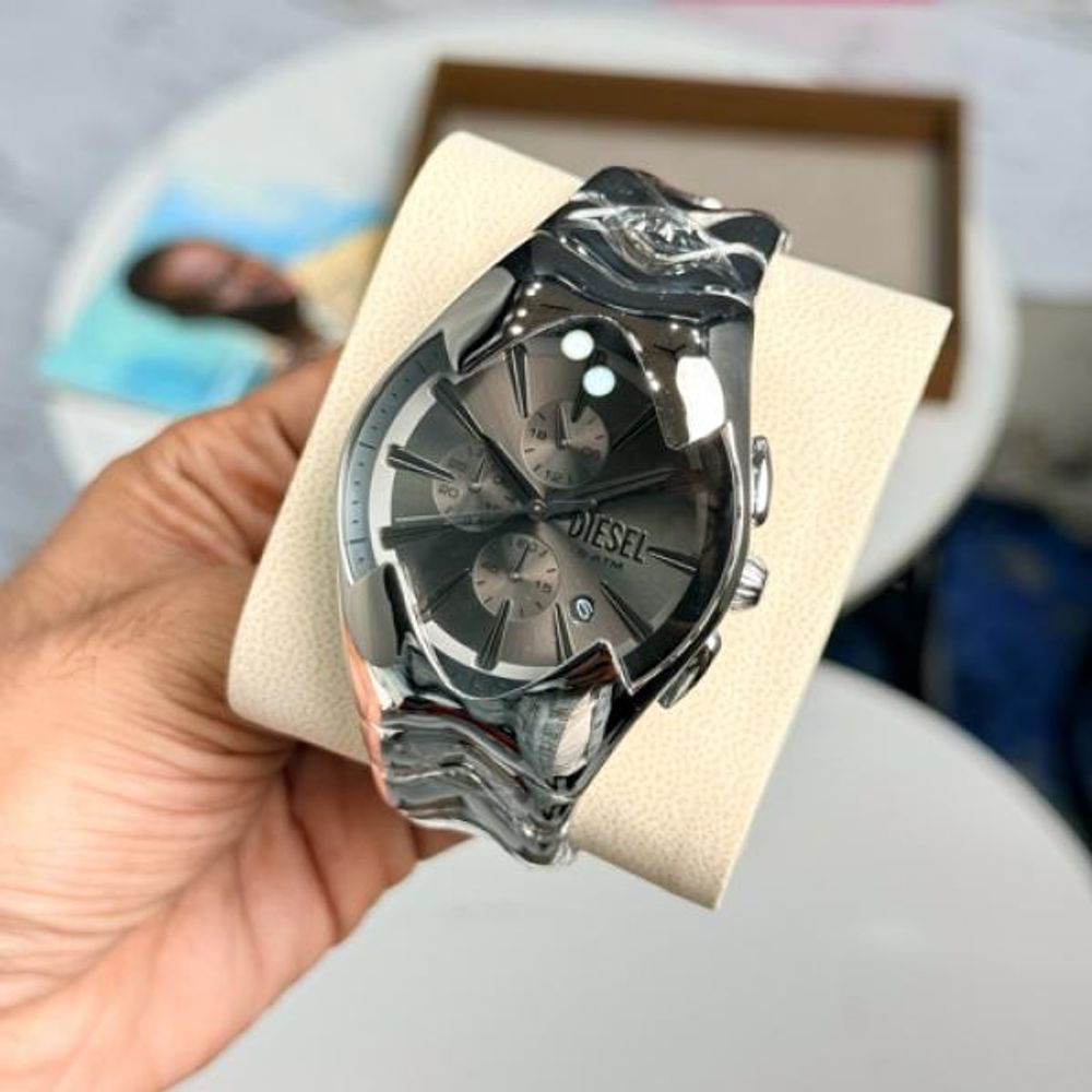 DIESE EL men chronograph mercurial watch hvy 2
