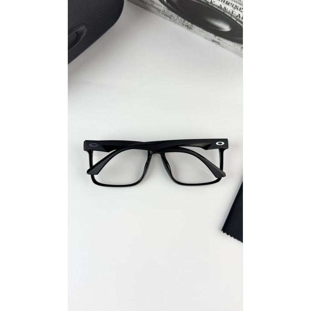 OAKLE BLACK PLANO 0889-68