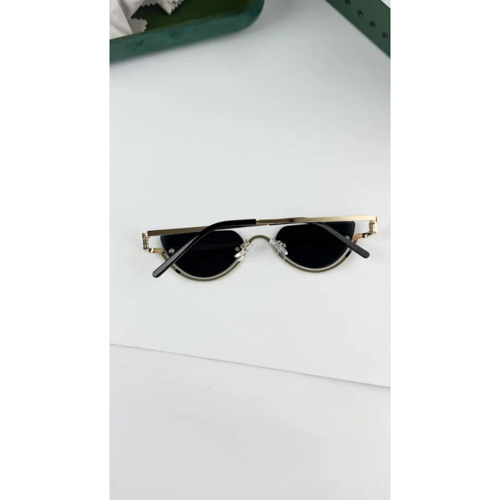 Guchi gold black 8038