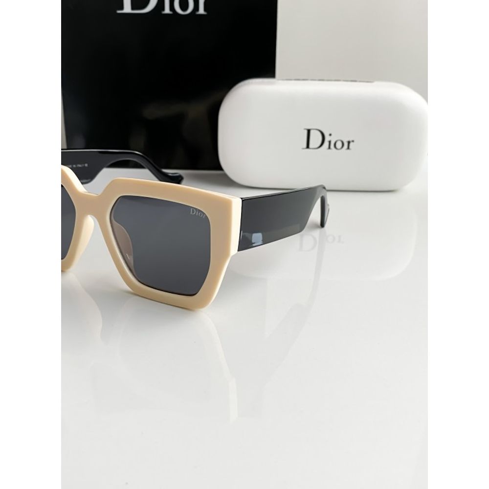 Diior_6037