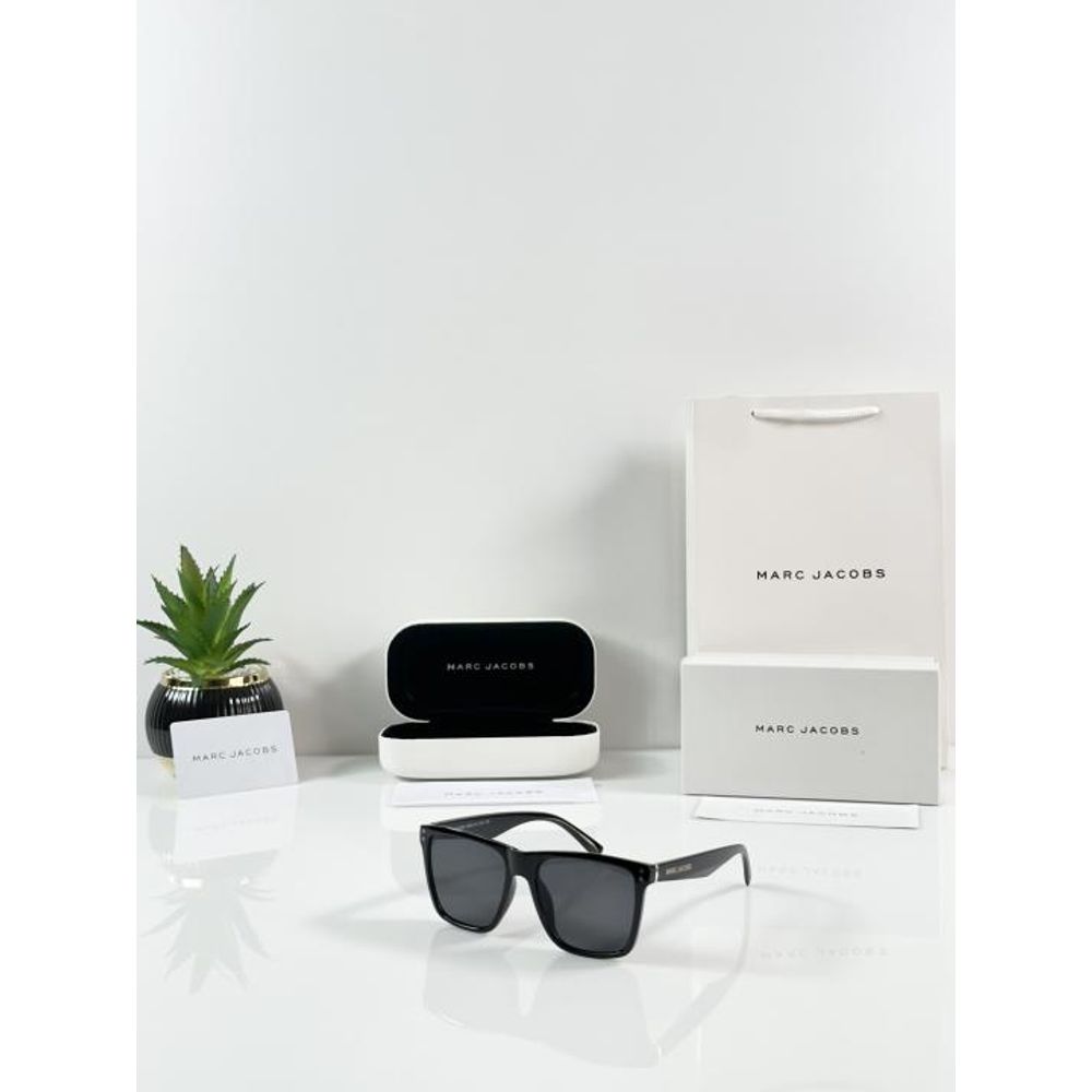 Marc Jacobs 6000 Shine Black