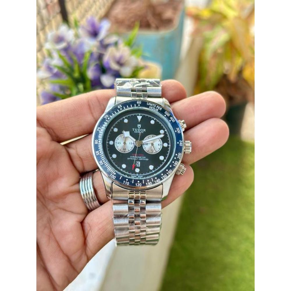 Tudor chronometer