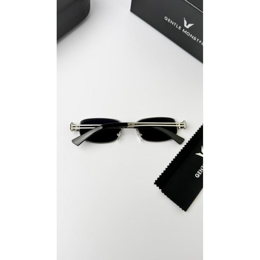 Gentle monster silver Black 3012
