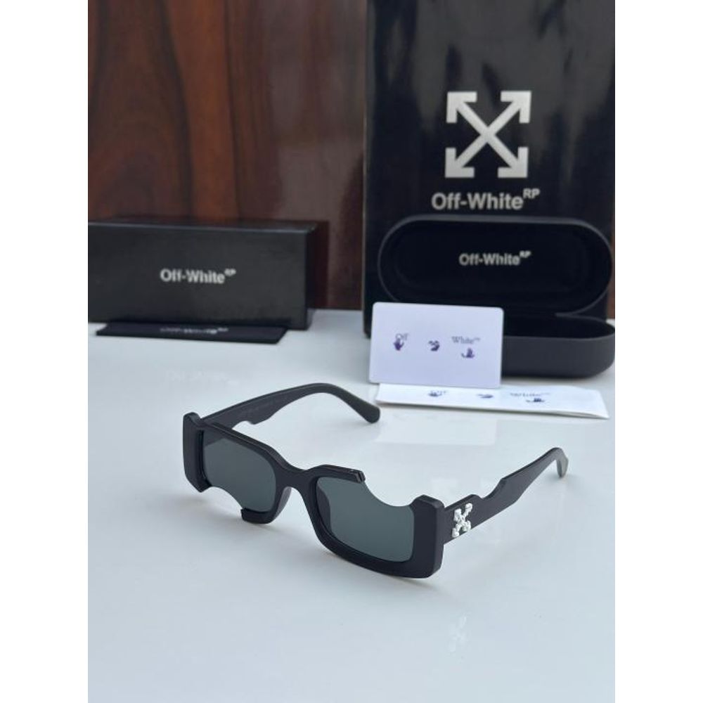 OF WHITE SUNGLASS D-158
