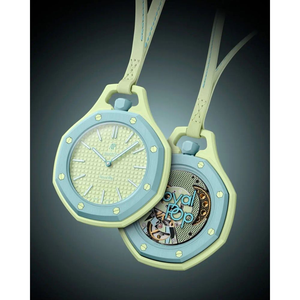 AP X SWATCH ROYAL POP WITH BOX